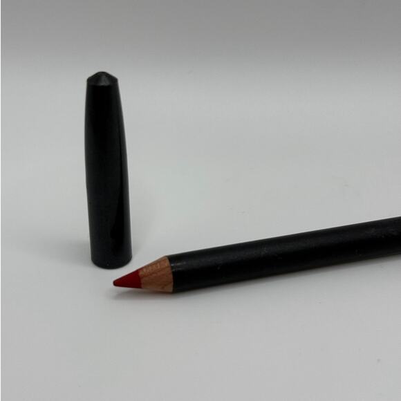 MAC Lip Pencil Crayon à Lèvres Chili Rimmed 0.05oz/1.45g - Picture 5 of 5